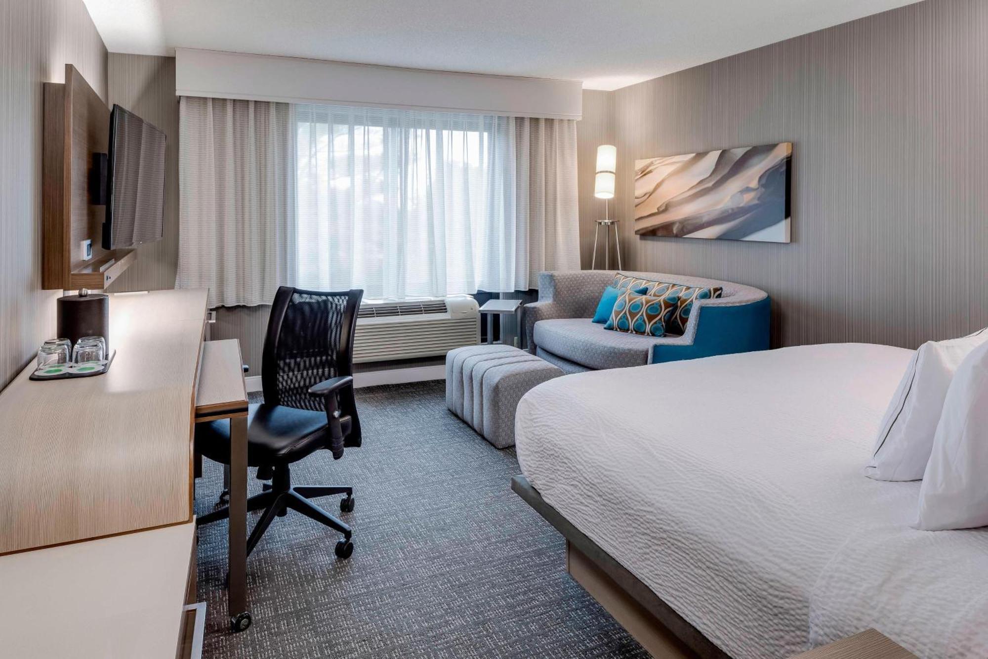 คอร์ทยาร์ด พอร์ตเมาท์ Hotel พอร์ตสมัท ภายนอก รูปภาพ