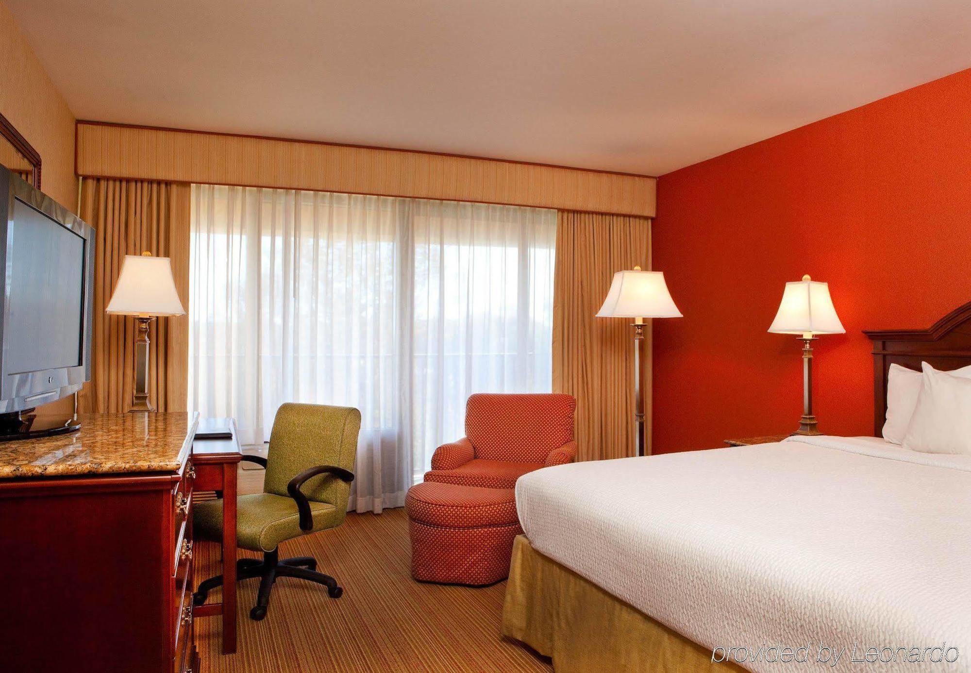 คอร์ทยาร์ด พอร์ตเมาท์ Hotel พอร์ตสมัท ภายนอก รูปภาพ