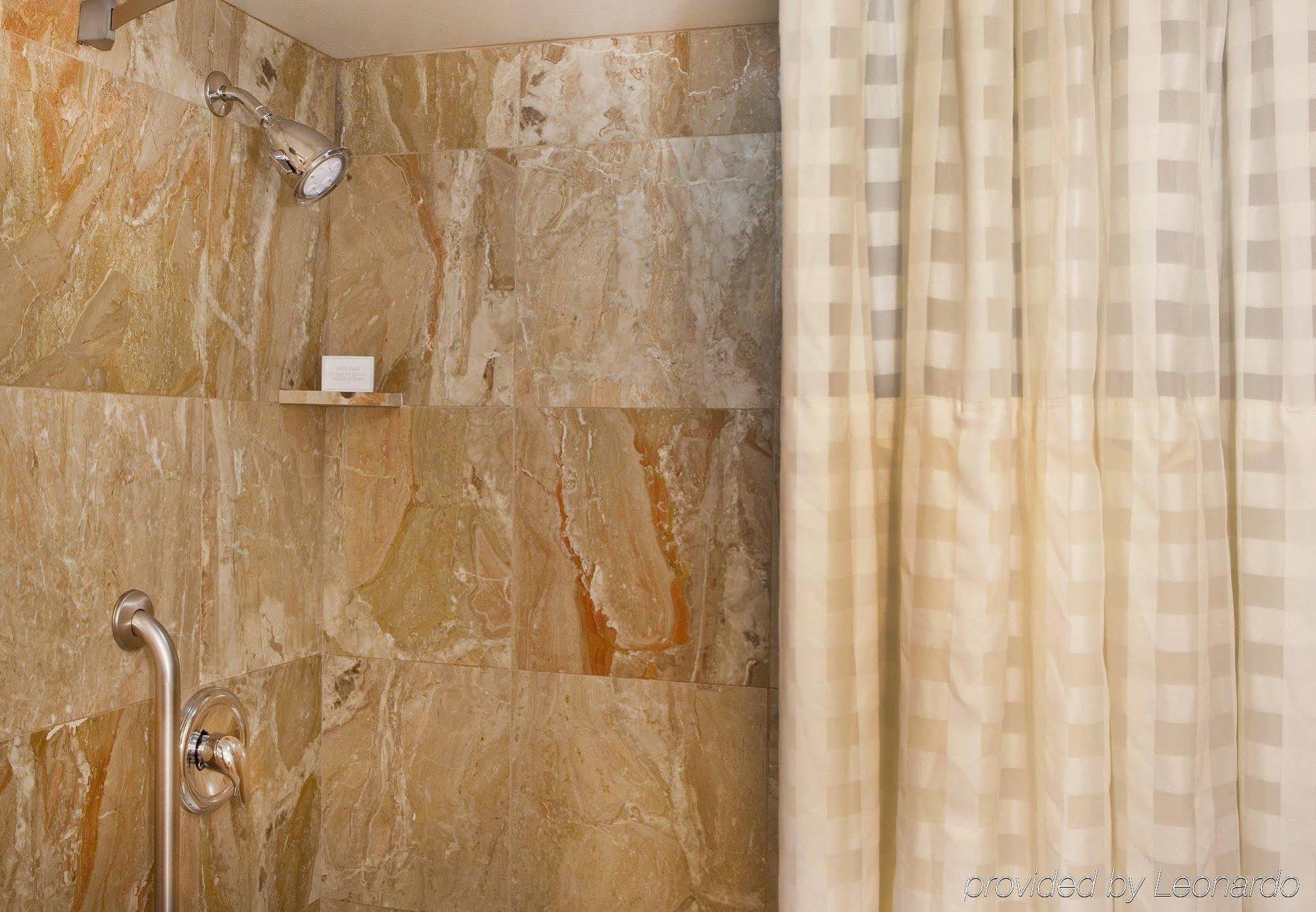 คอร์ทยาร์ด พอร์ตเมาท์ Hotel พอร์ตสมัท ภายนอก รูปภาพ
